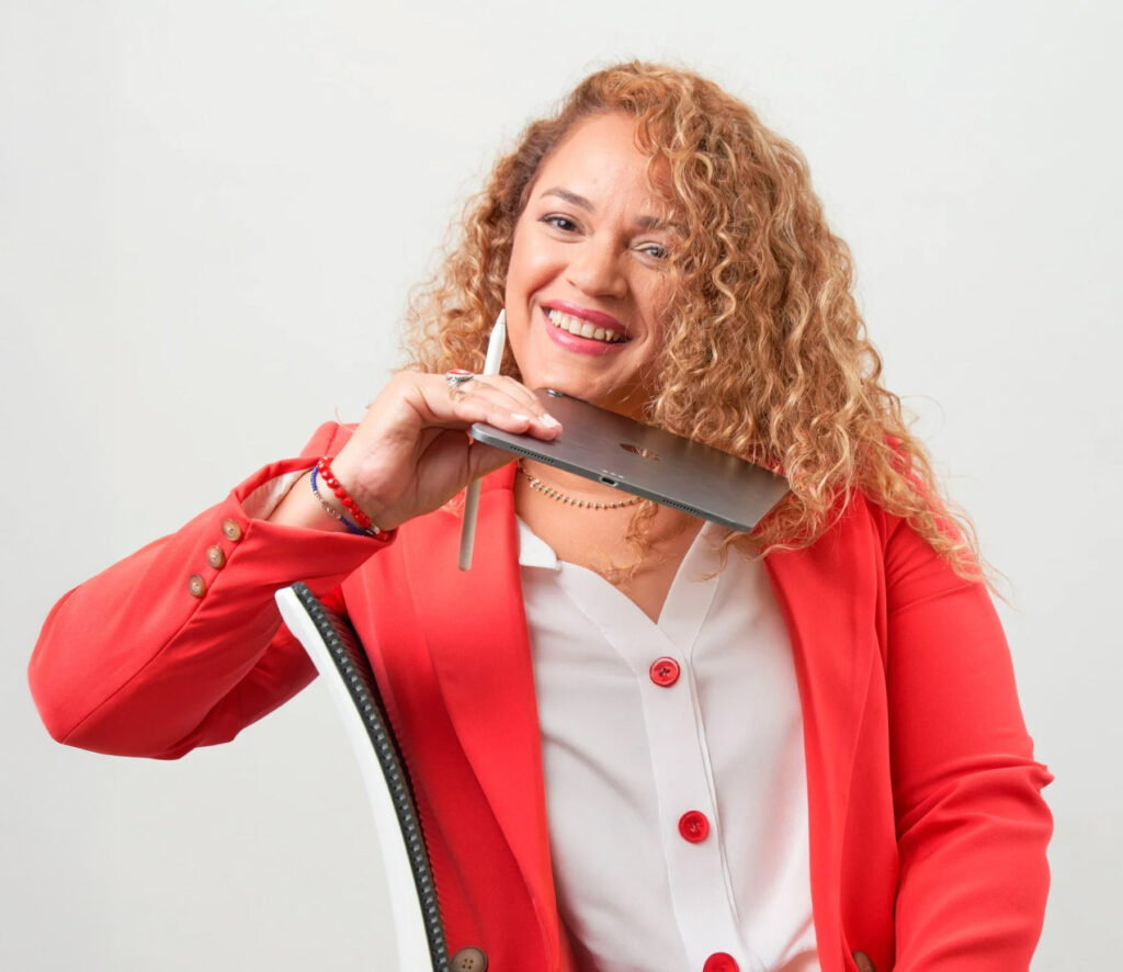 Vane Obella Contacto